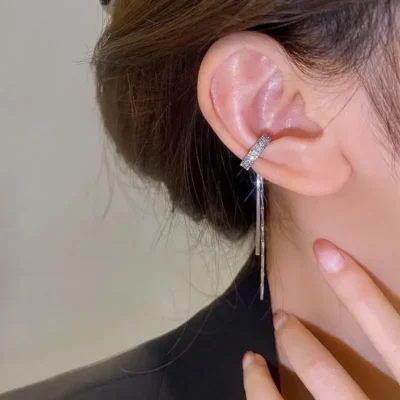 2025 New Fashion Zircon Shining C Shape Long Tassel Ear Cuff No Piercing Earrings Female Design Simple Ear Clip Party Jewelry